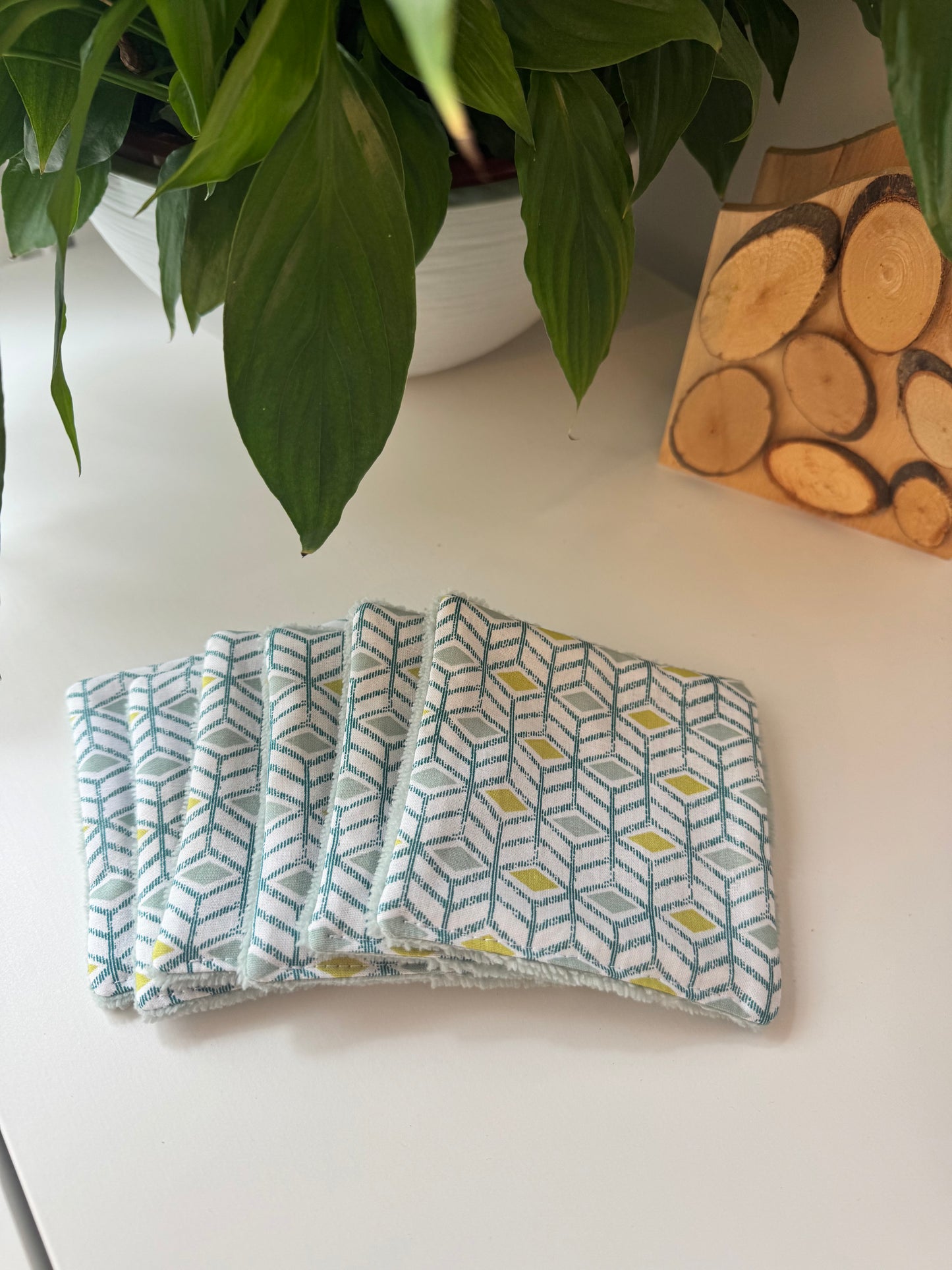 Pack Zéro Déchet : Panier & Cotons Démaquillants Lavables et serviette