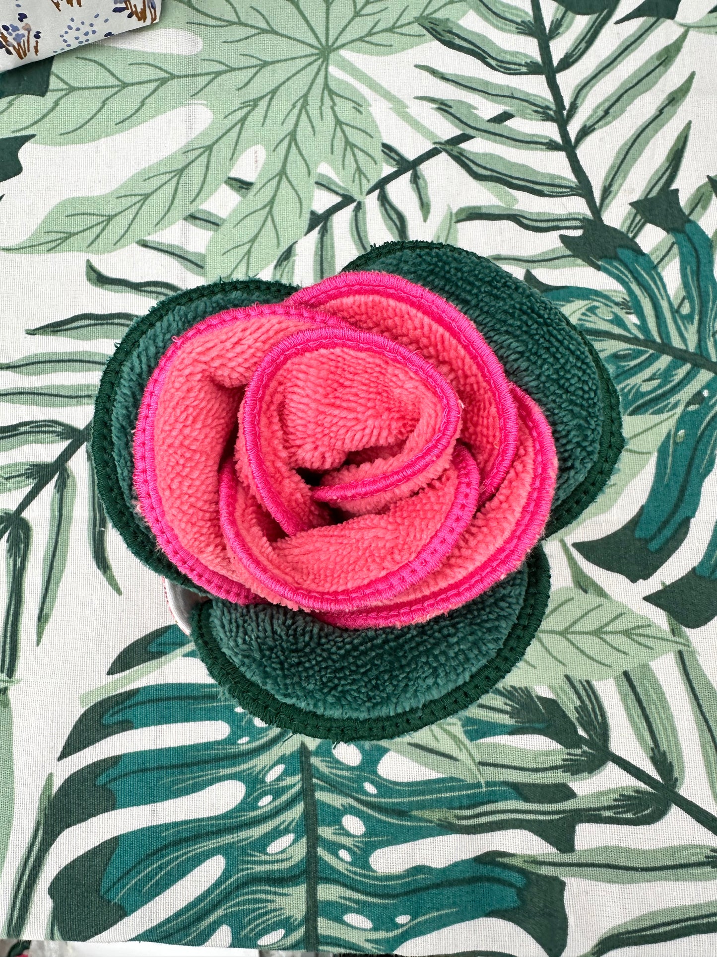 Rose Éternelle en Coton Lavable – Cadeau Durable et Éco-Responsable