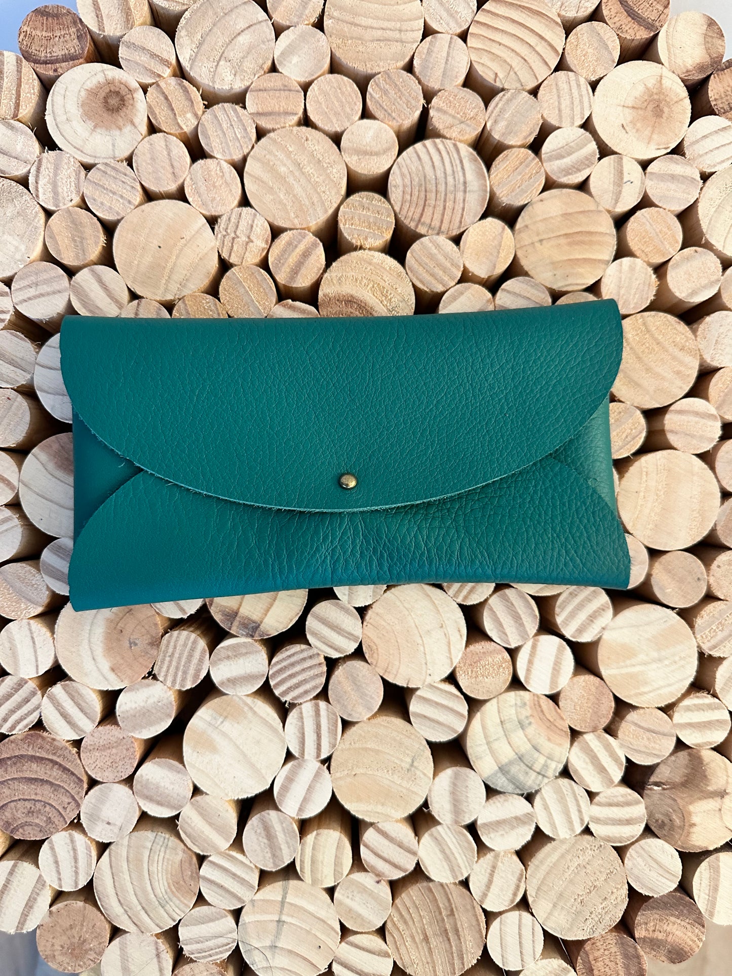 Étui à lunettes en cuir – Élégant, Protecteur & Durable