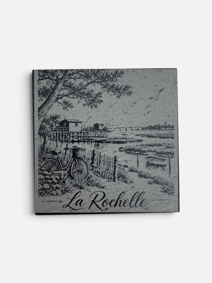 Sous-verre en ardoise gravé représentant la plage de la Concurrence à La Rochelle