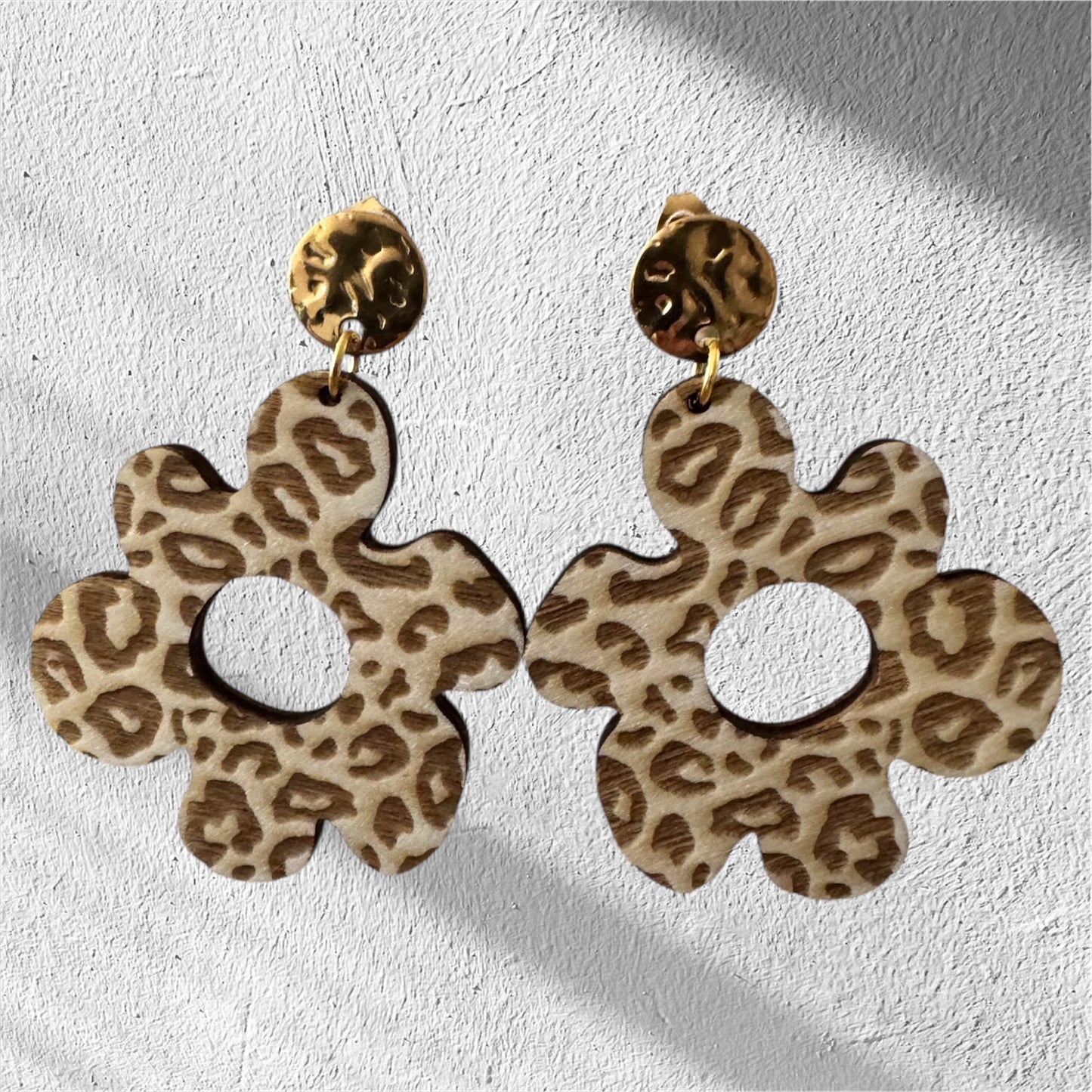 Boucles d’oreilles en bois thème fauve – Naturelles et légères - GreenbyMilie