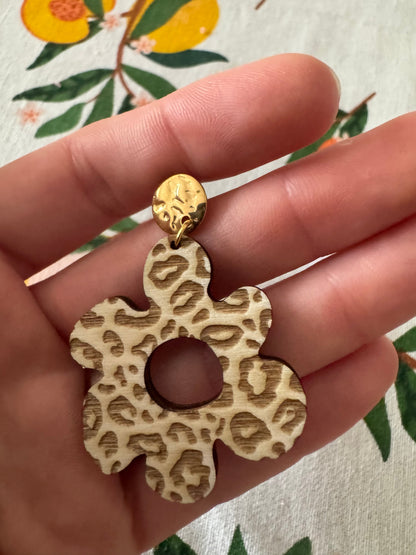 Boucles d’oreilles en bois thème fauve – Naturelles et légères - GreenbyMilie