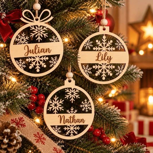 Boule de Noël personnalisée en bois – Gravure laser - GreenbyMilie