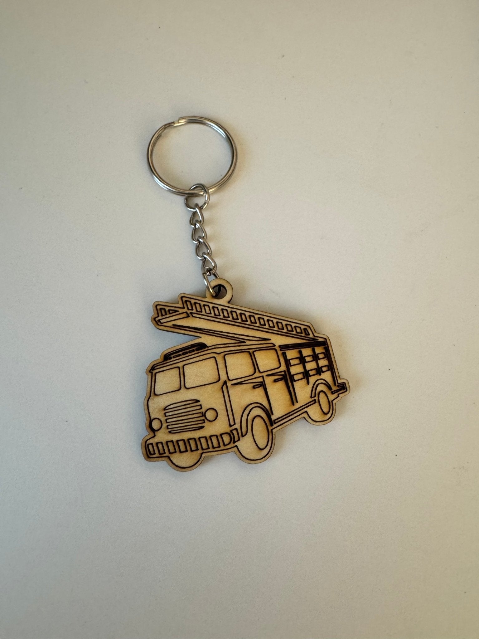 Porte - clés en Contreplaqué – Naturel, Léger collection pompiers - GreenbyMilie